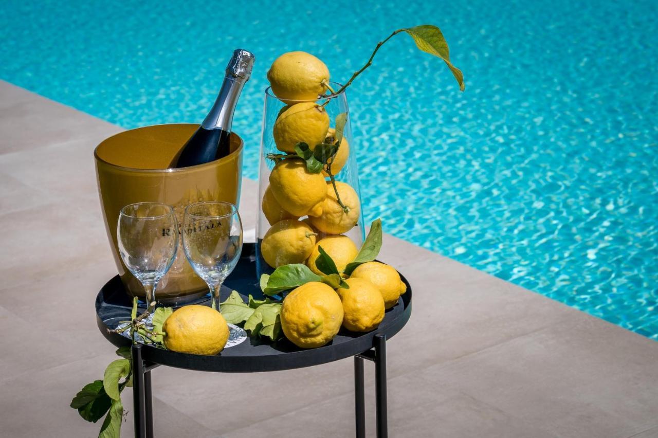 Villa Maria Con Piscina E Vista Mare カステッランマーレ・デル・ゴルフォ エクステリア 写真
