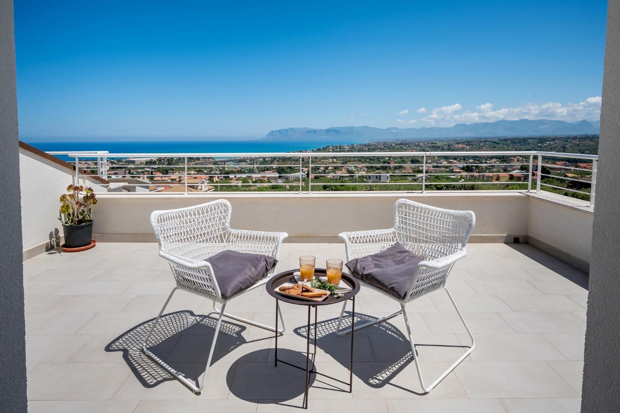 Villa Maria Con Piscina E Vista Mare カステッランマーレ・デル・ゴルフォ 部屋 写真